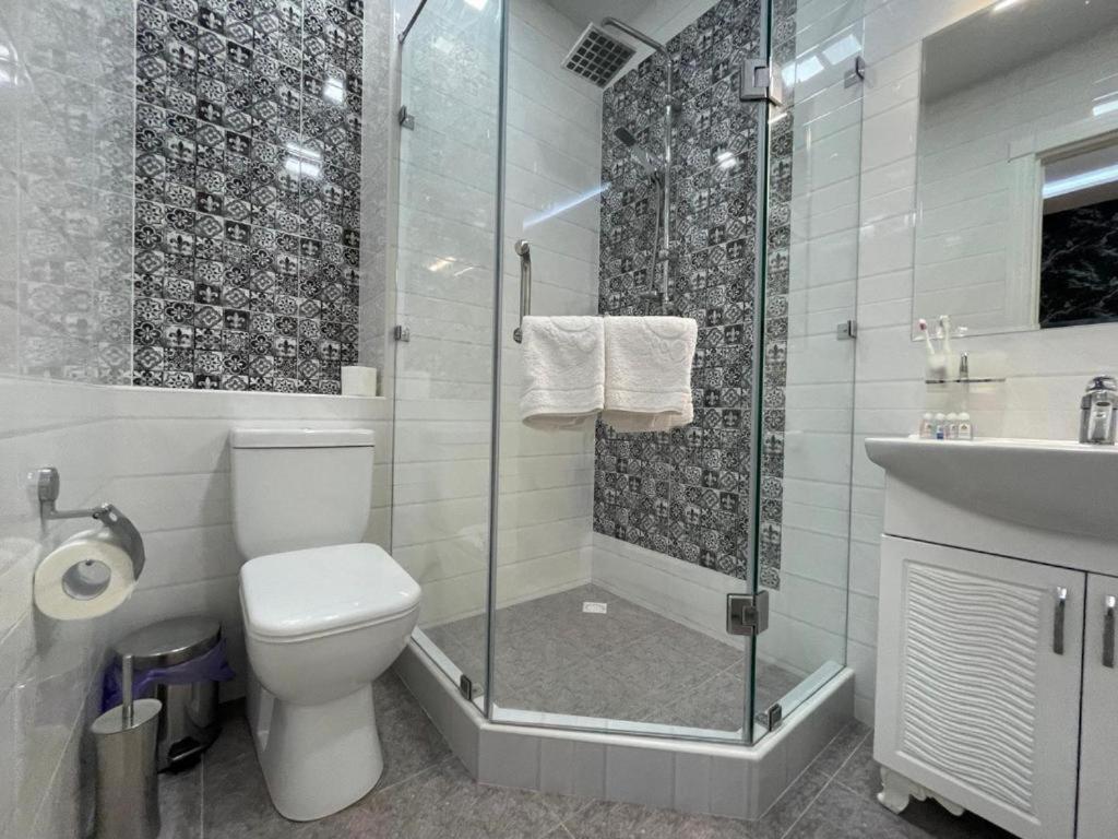 Hotel Tu Casa International Near Delhi Airport 新德里 外观 照片