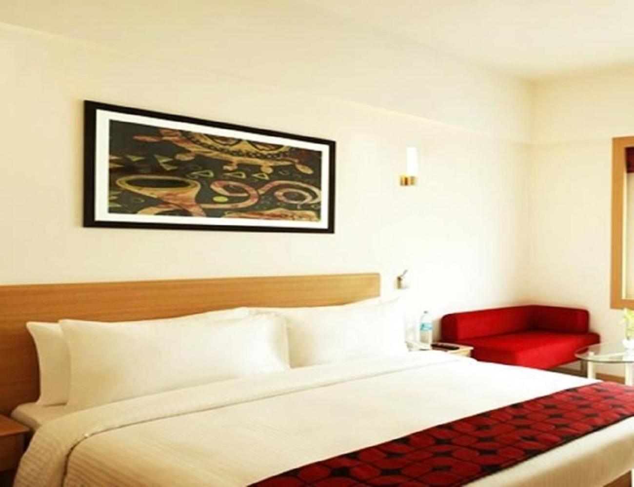 Hotel Tu Casa International Near Delhi Airport 新德里 外观 照片