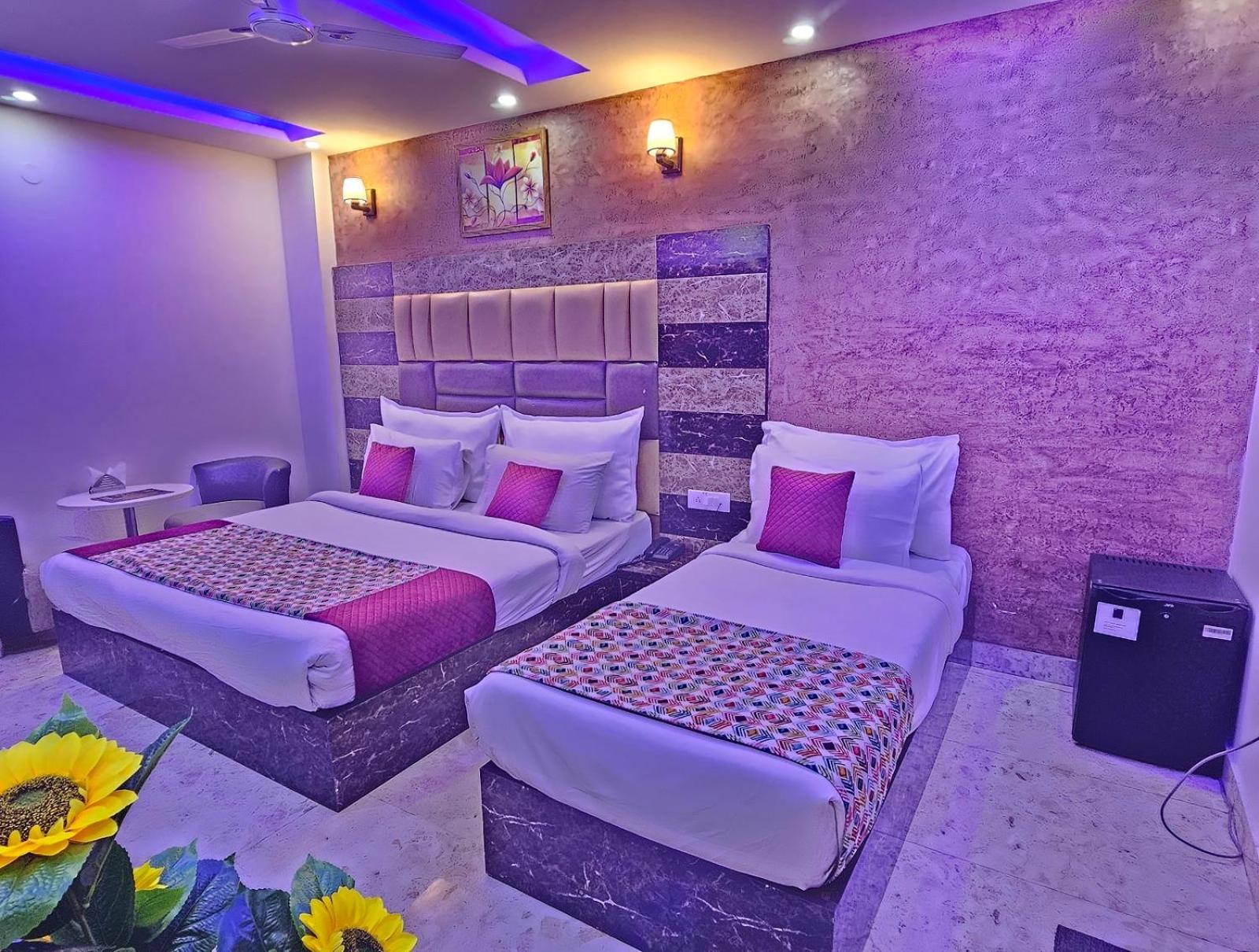 Hotel Tu Casa International Near Delhi Airport 新德里 外观 照片