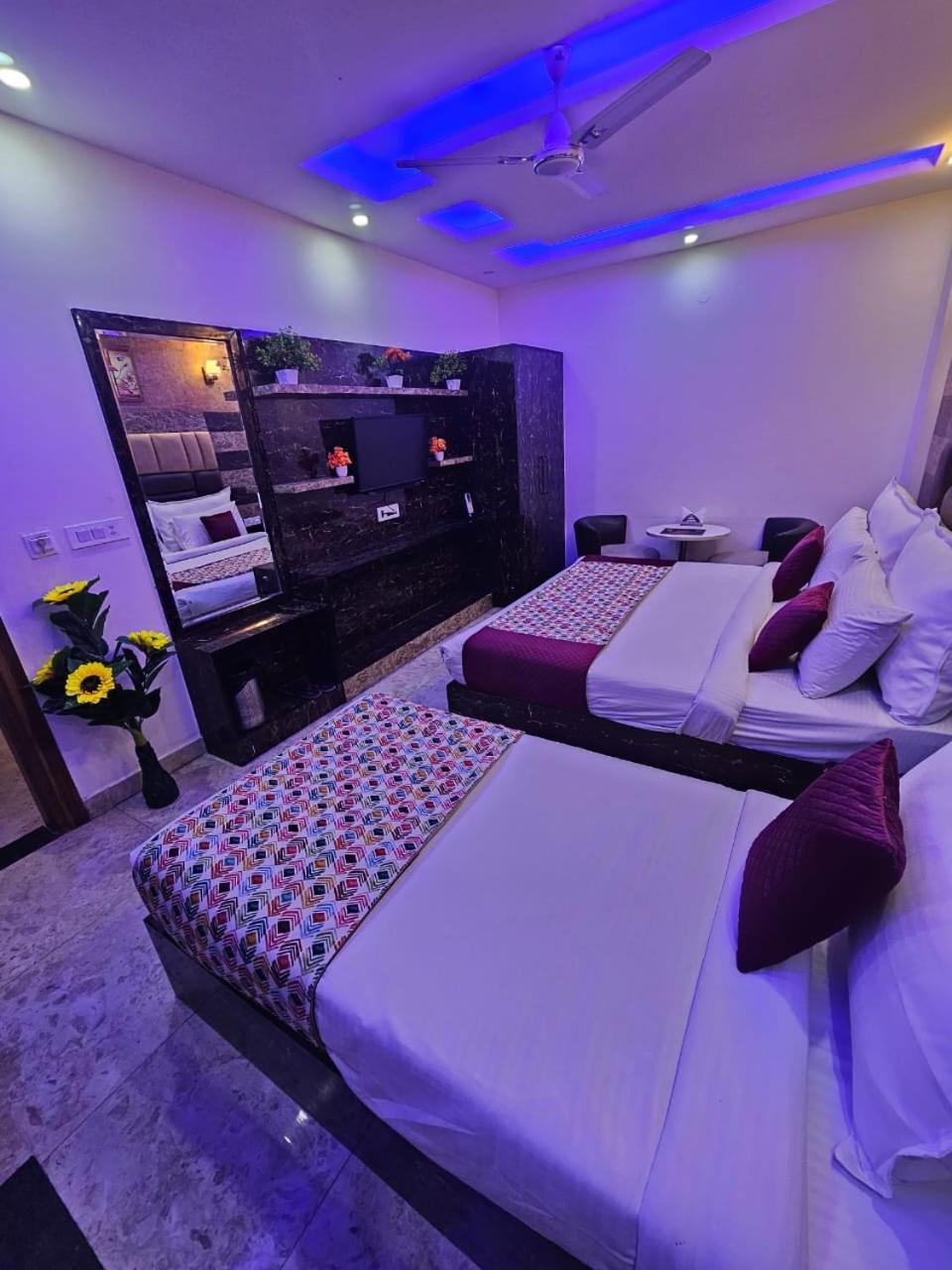 Hotel Tu Casa International Near Delhi Airport 新德里 外观 照片